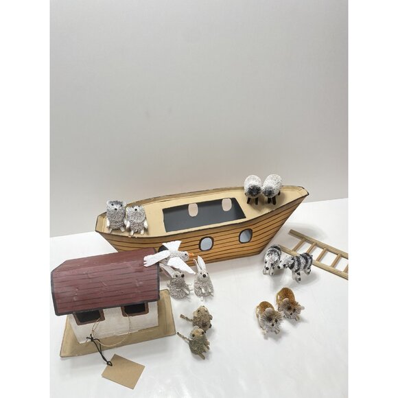 Noah’s Ark Tin boat Ark with Animals and ladder Decoration Brand New - Picture 10 of 15